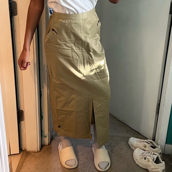 (2 for $25) Cream cargo skirt - Picture 8 of 14
